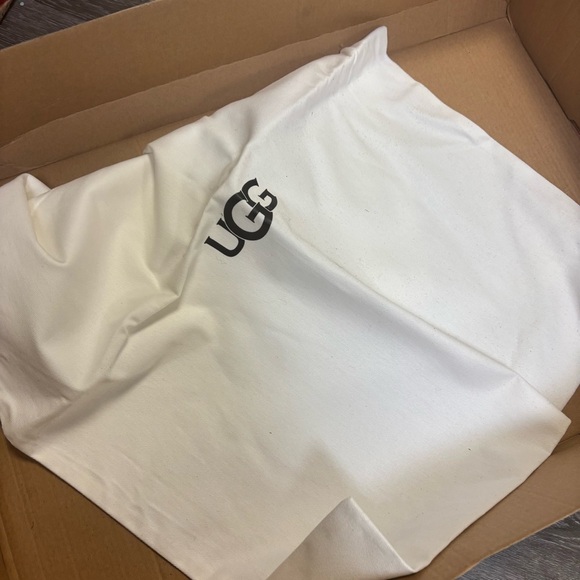 UGG | Classic Ultra Tall Boots In Chestnut With Zipper Details NEW Size 6 - Picture 13 of 13